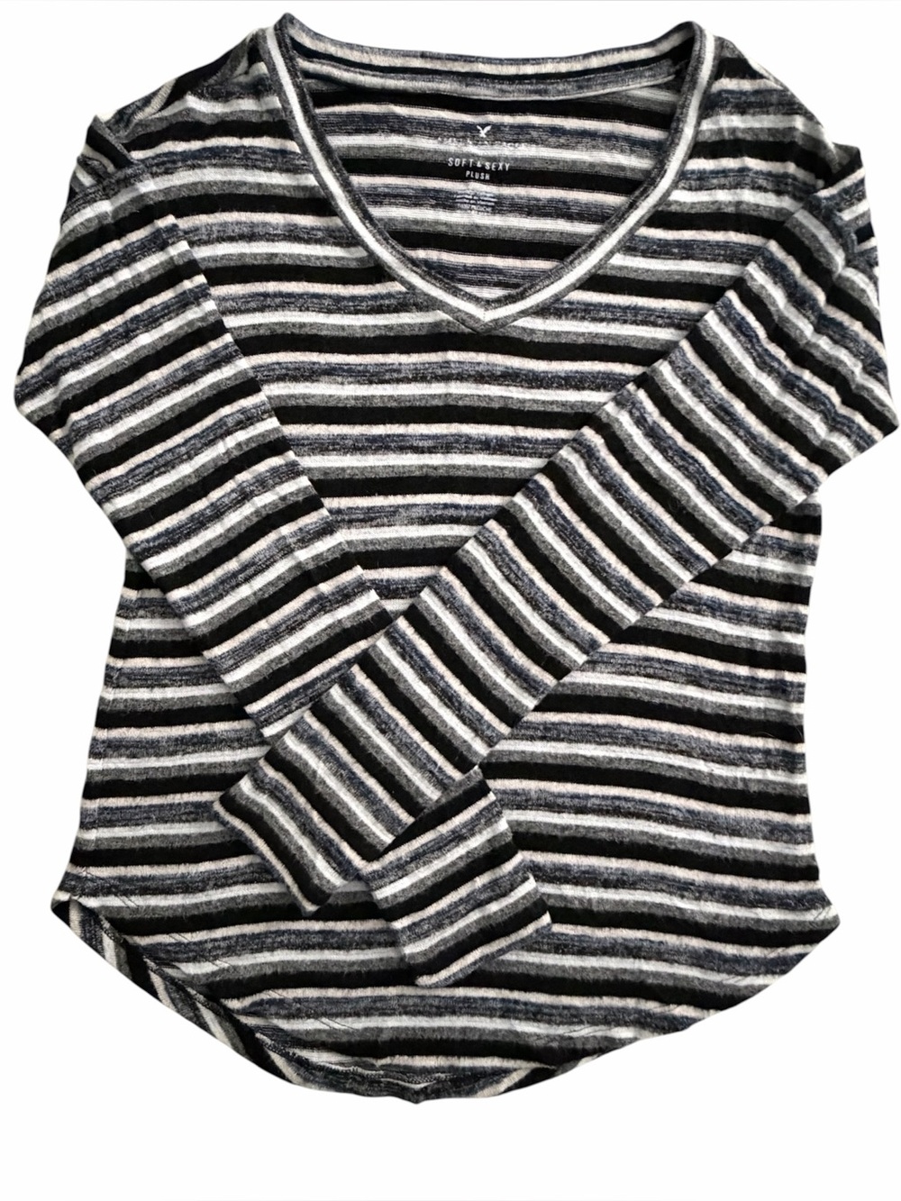 American Eagle Soft & Sexy Plush Black & Gray Striped V-Neck Long Sleeve Sweater